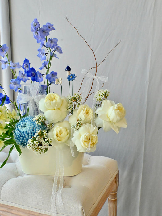 Ethereal Blue & Ivory Money Gift