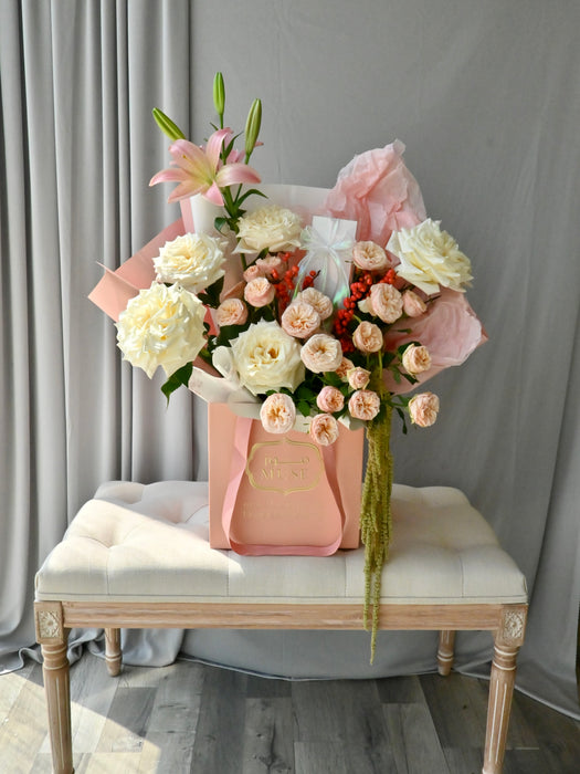 Blush and Bloom Money Gift Bouquet