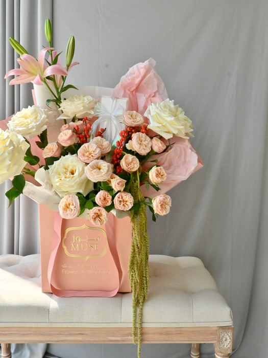 Blush and Bloom Money Gift Bouquet