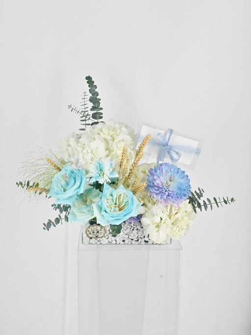 Soft and Cute Money Arrangement