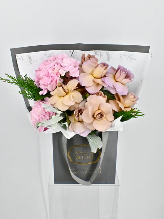 Dreamy Latte Garden Bouquet