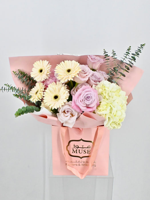 Amlet Flower Bouquet