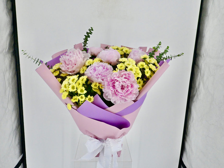 Sara Bernhardt Bouquet