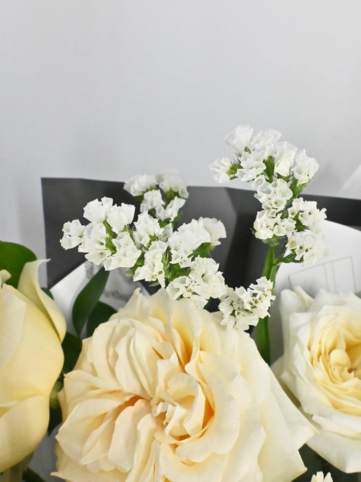 Candlelight White Bouquet