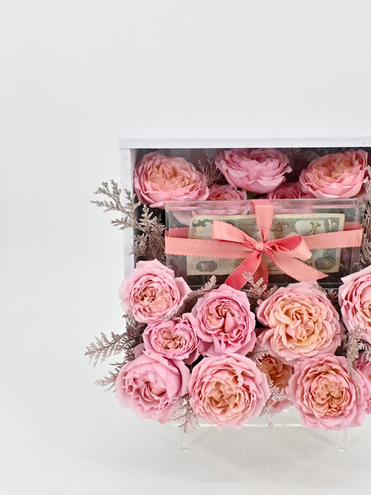Julietta Money Frame Arrangement