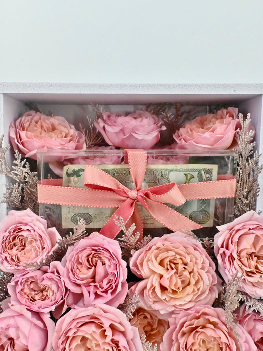 Julietta Money Frame Arrangement