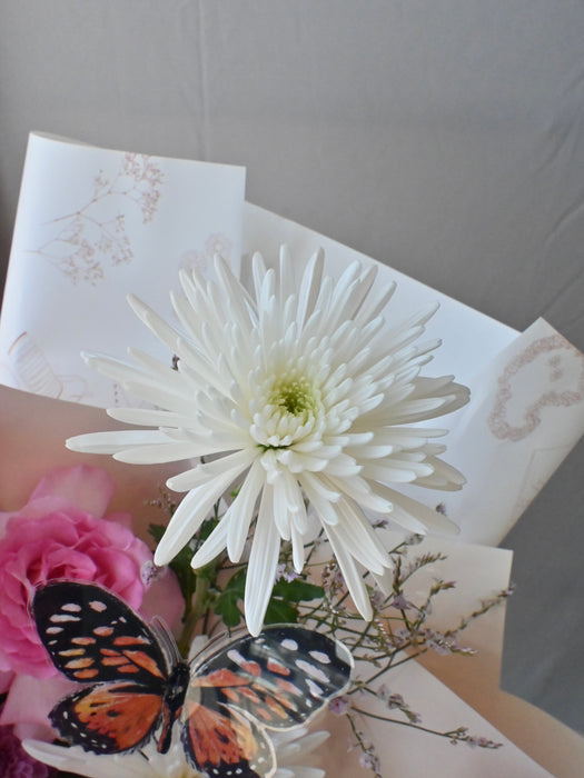 Pearl & Petals