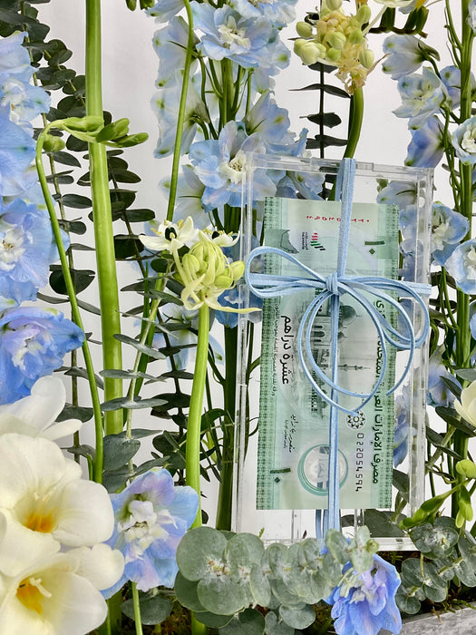 White and Blue Money Arrangement
