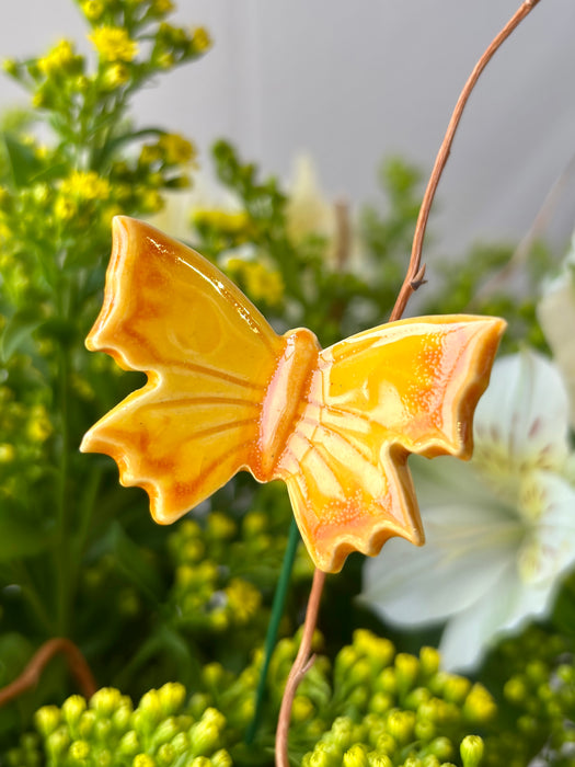 Meadow Lace Floral Garden
