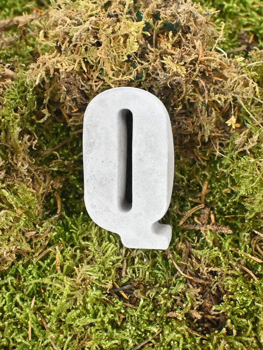 Letter Q