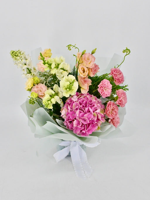 Ledge Pink Garden Bouquet