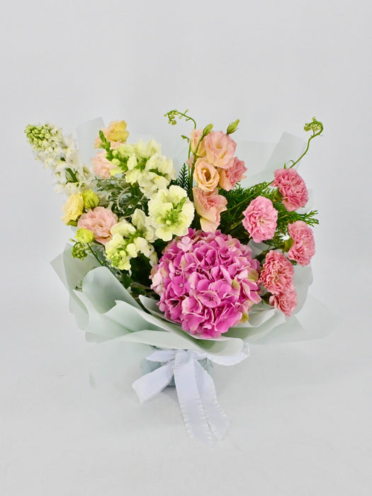 Ledge Pink Garden Bouquet