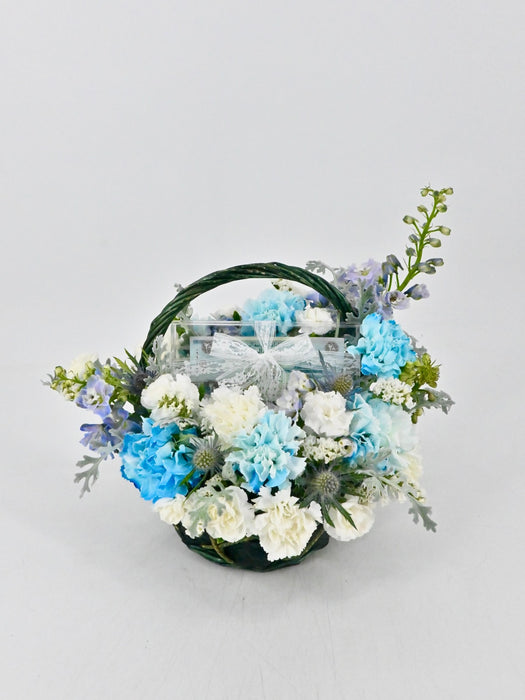 Bluerry White Basket