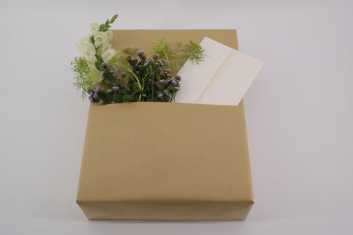 Paper Gift Wrapping Style 1